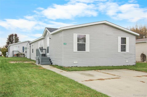 Photo for 328 White Oak Lane