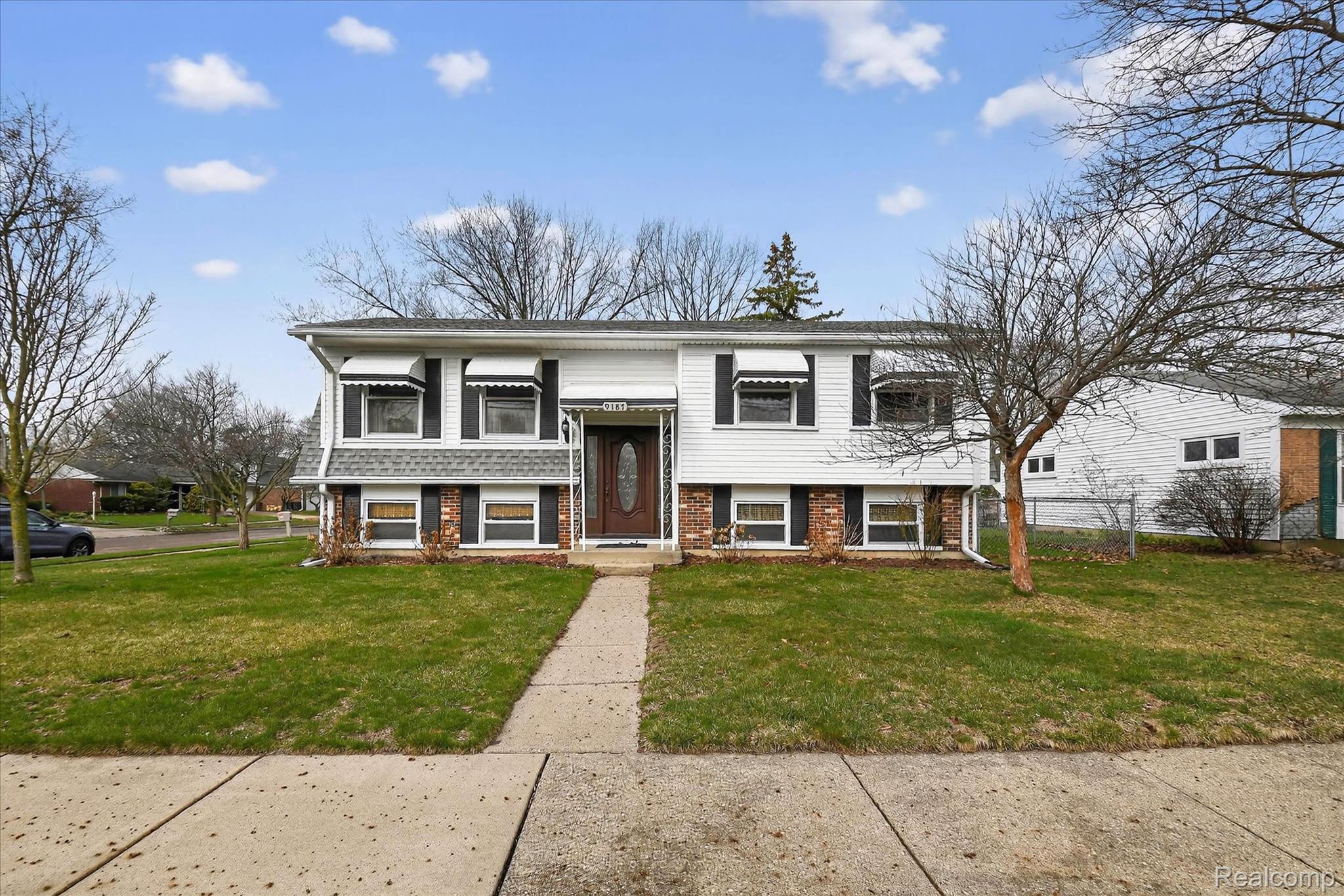 9187 N Sheldon Road