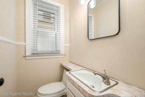Tiny photo for 16565 Roselawn Street, Detroit City, MI 48221 (MLS # 20261046405)