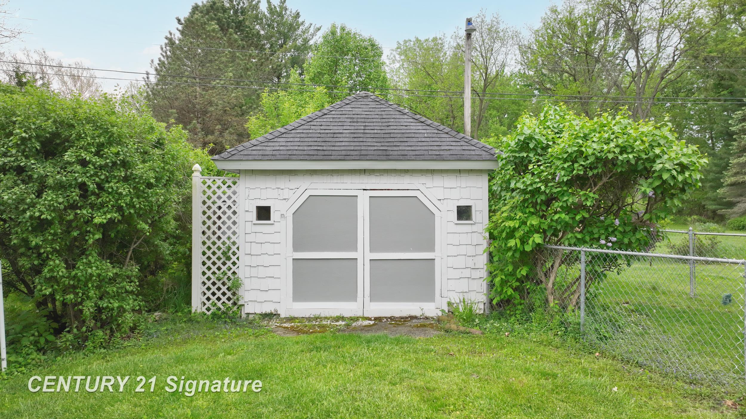 5501 Calkins Road