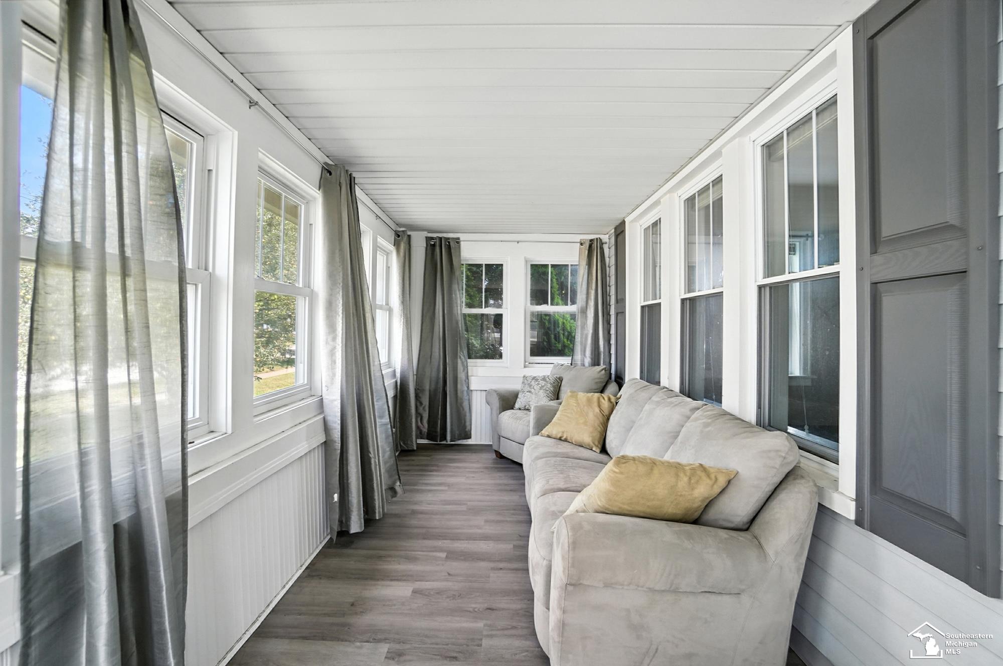 116 N Roessler St Street