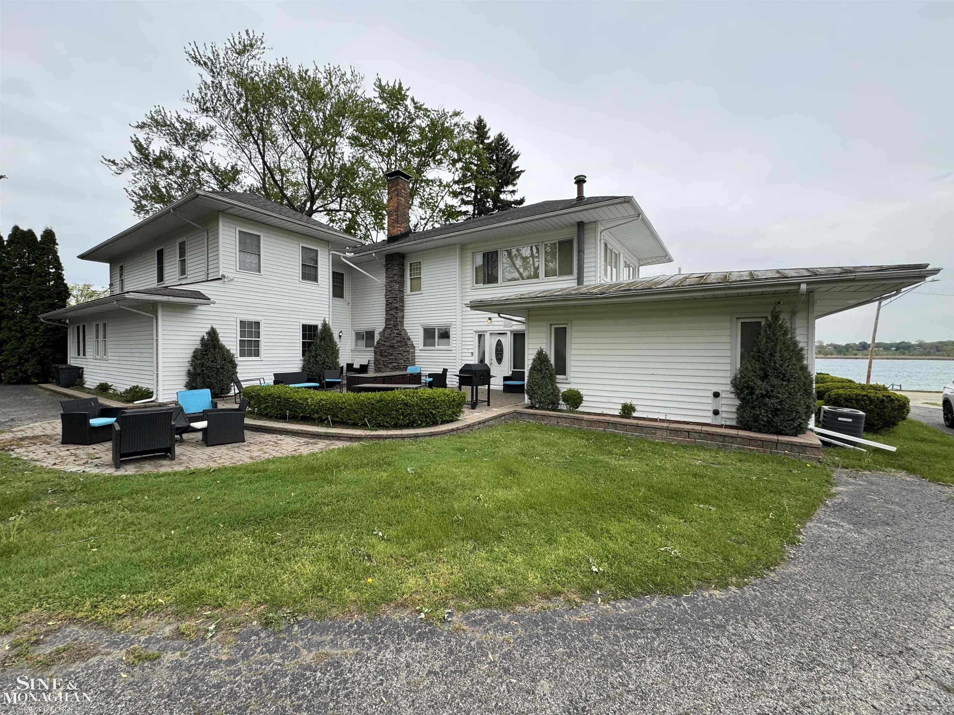 2740 River Road