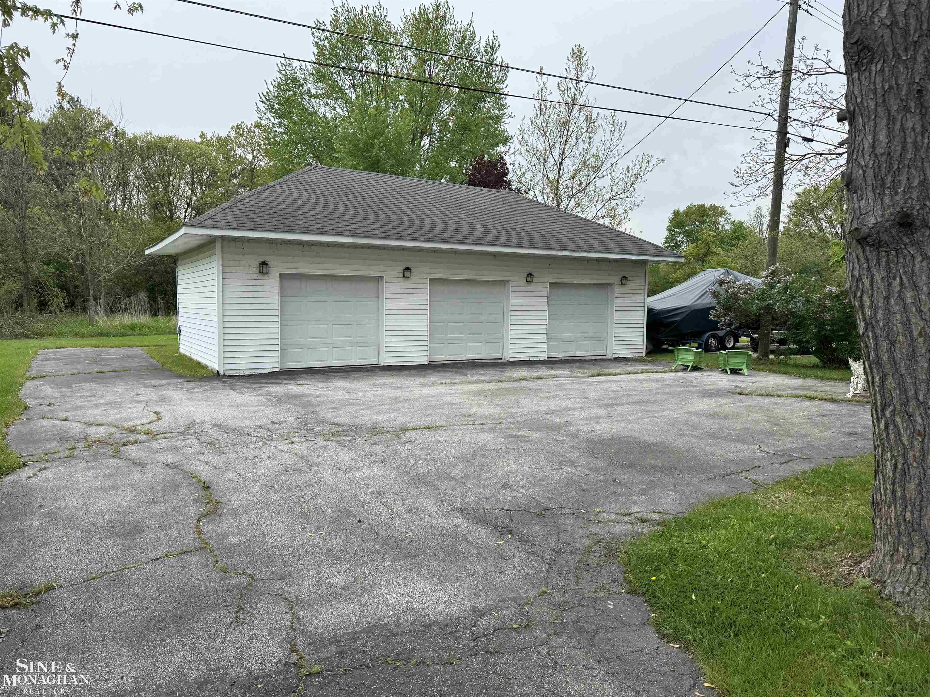2740 River Road