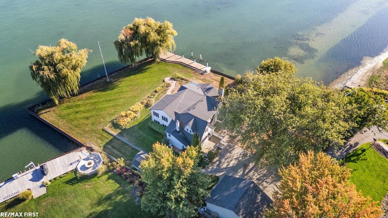 27927 Ponchartrain Street