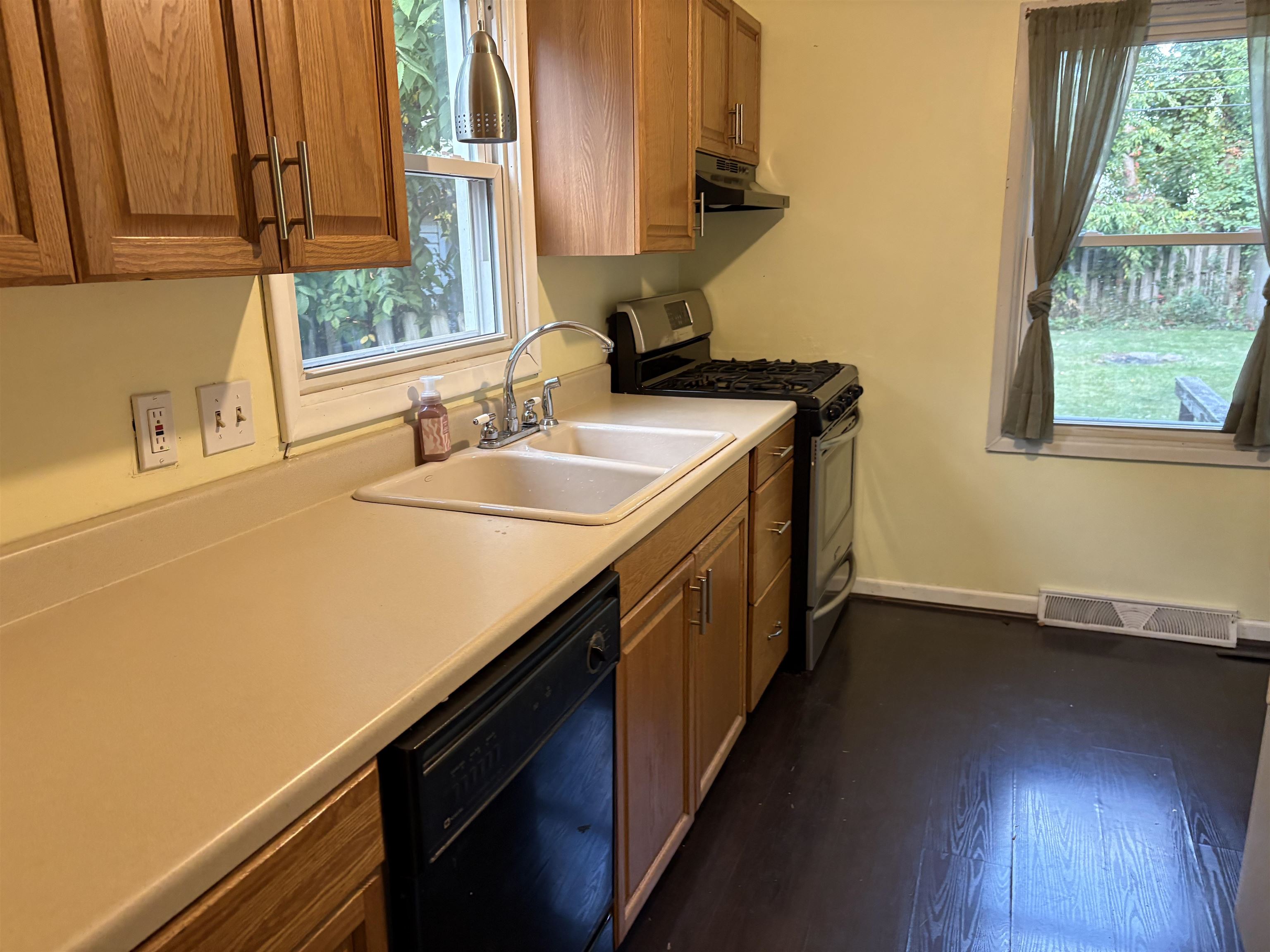 586 Lexington Avenue