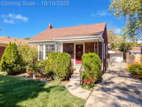 Photo of 19685 Lochmoor Street, Harper Woods City, MI 48225 (MLS # 20251043150)