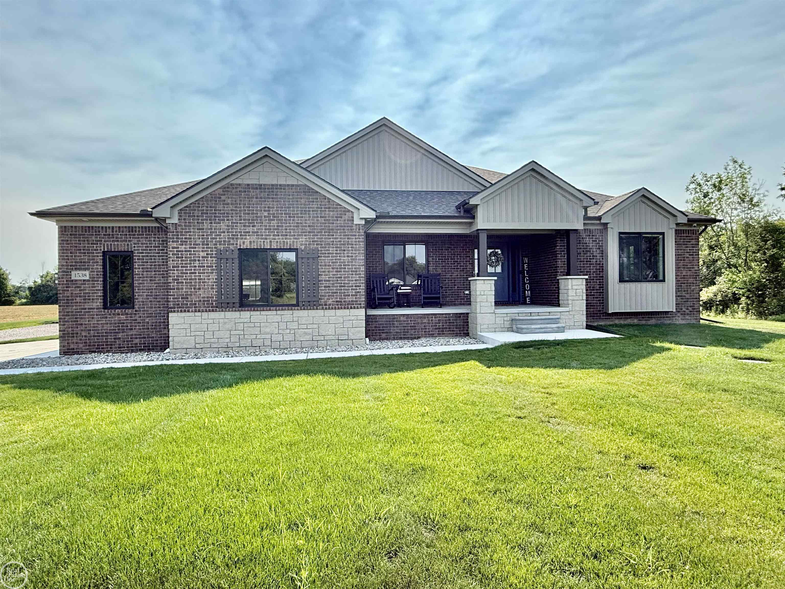 1538 Ashley Lane