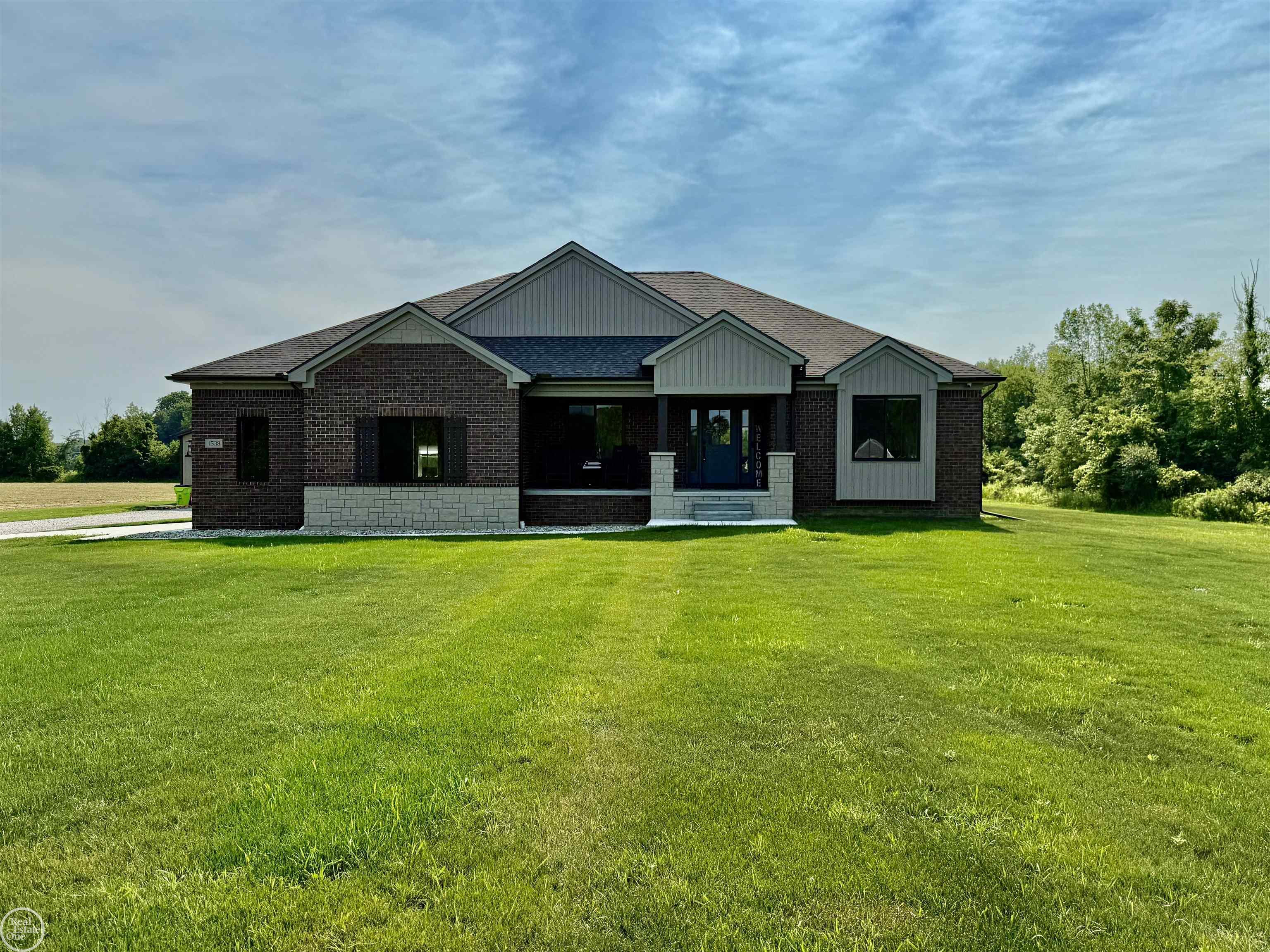 1538 Ashley Lane