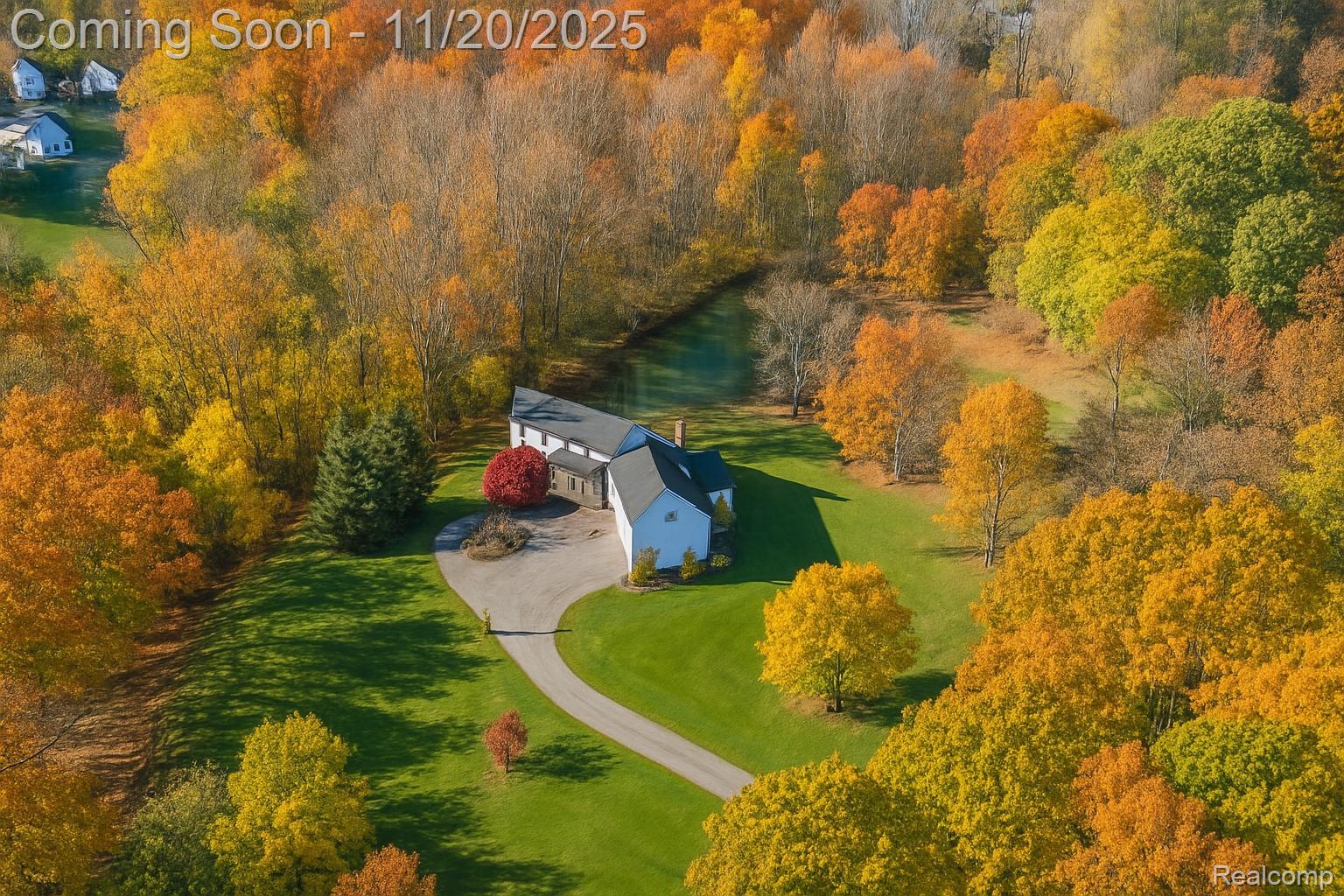 5764 Bloomfield Glens Road