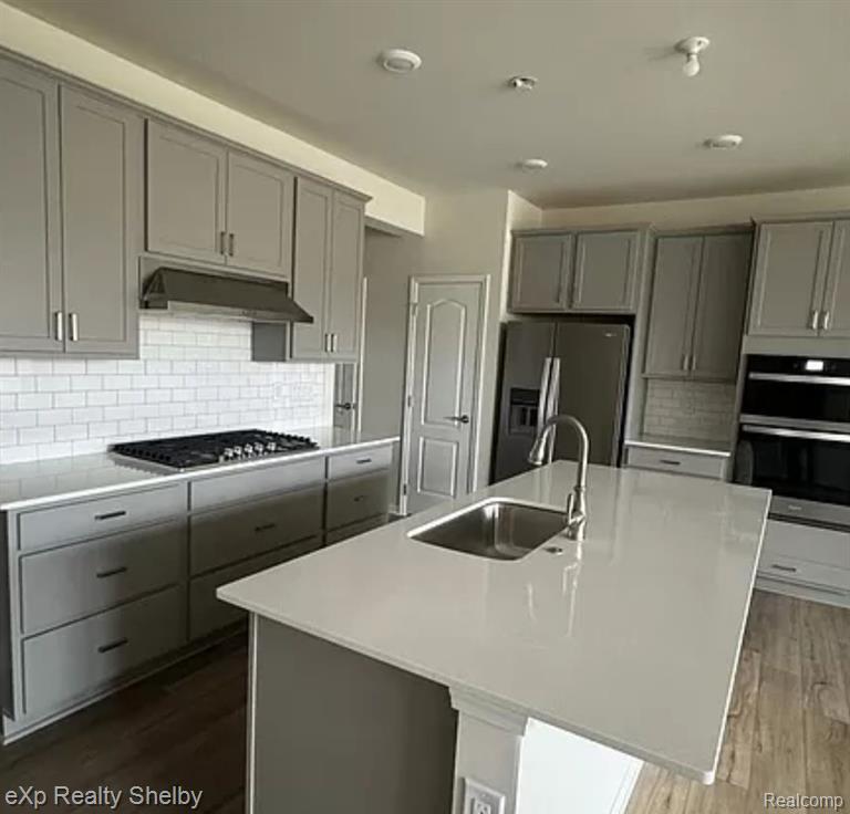 1435 Arcadia Drive #4