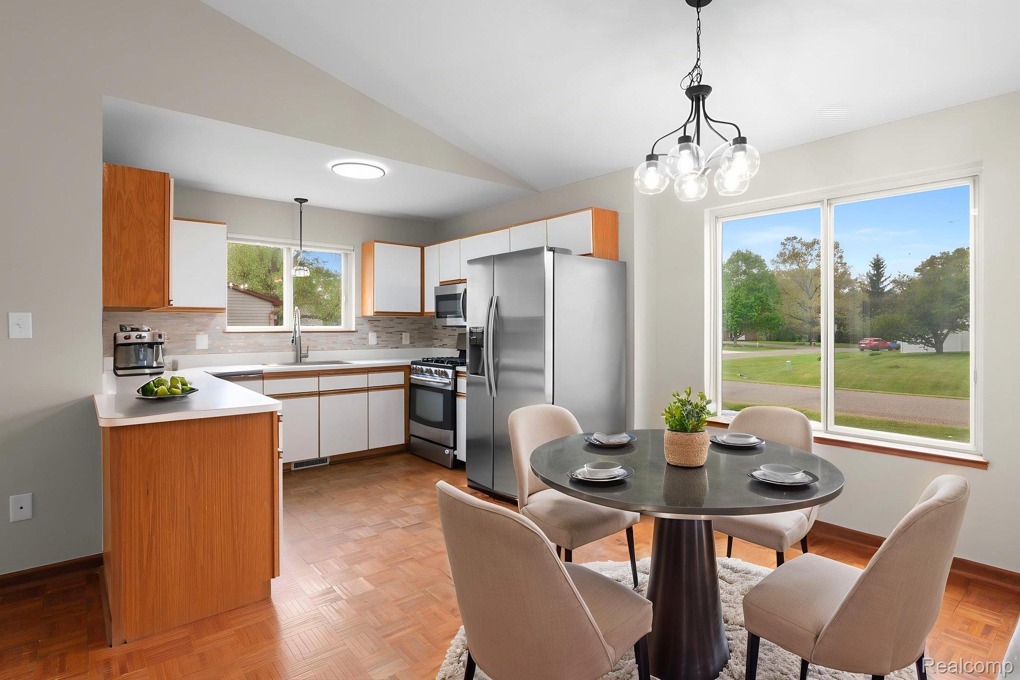 3195 Sandpoint Drive