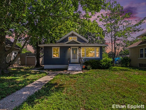 Photo of 1532 Leahy Street, Muskegon City, MI 49442 (MLS # 71026045927)