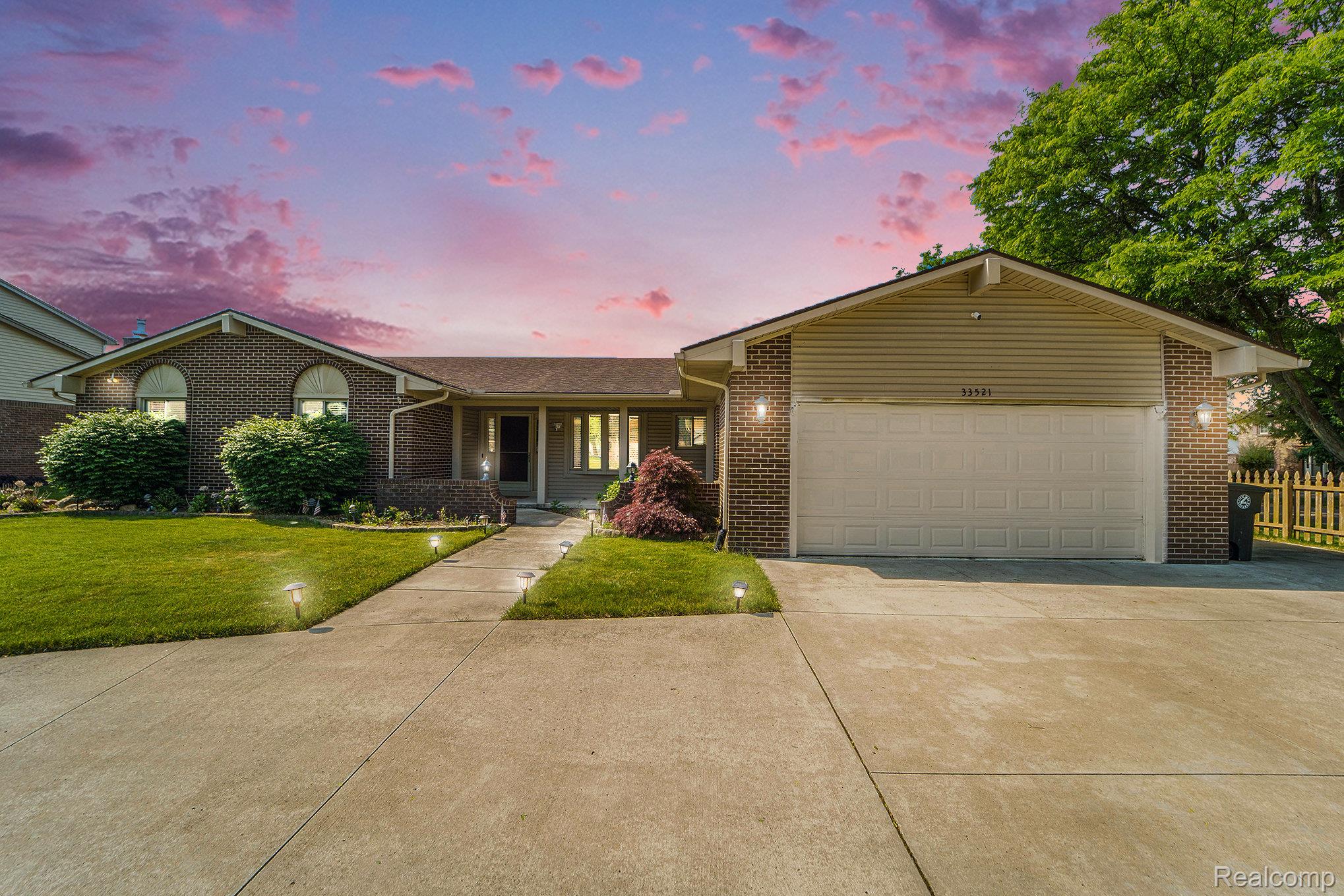 33521 Curtis Road