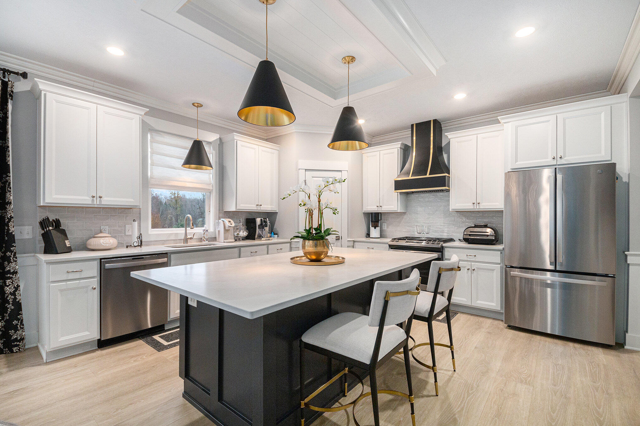 3183 Railway Drive SW