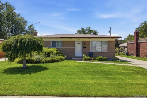Photo of 28445 BRADNER Drive, Warren City, MI 48088 (MLS # 20261079732)