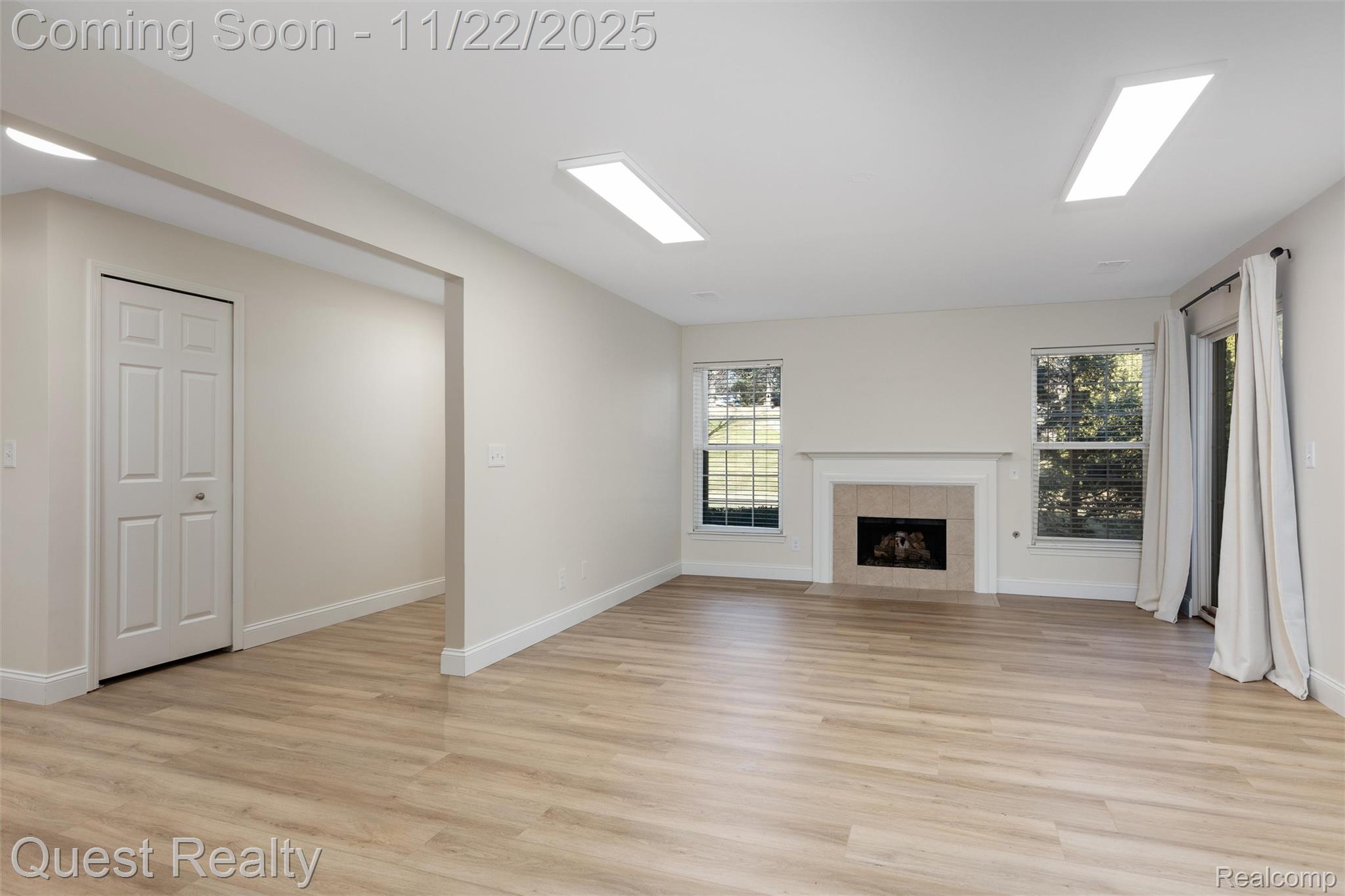 3498 Oakmonte Boulevard