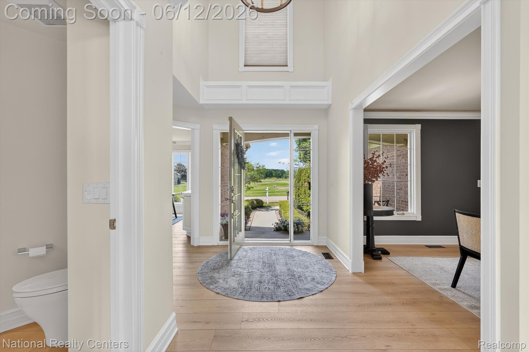 1042 Saint Andrews
