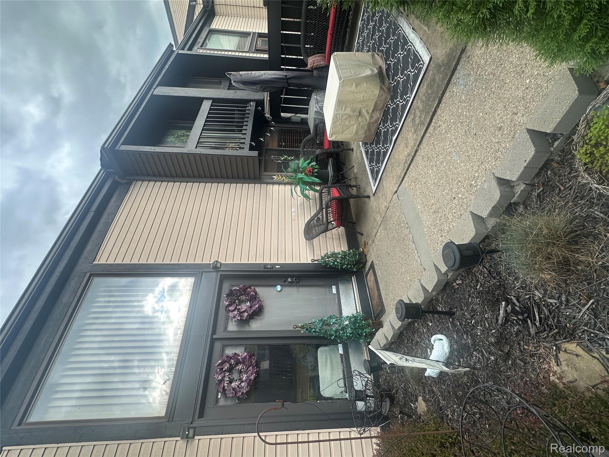 Taylor City, Michigan 48180, United States, 2 Bedrooms Bedrooms, ,2 BathroomsBathrooms,Residential,Active,234797