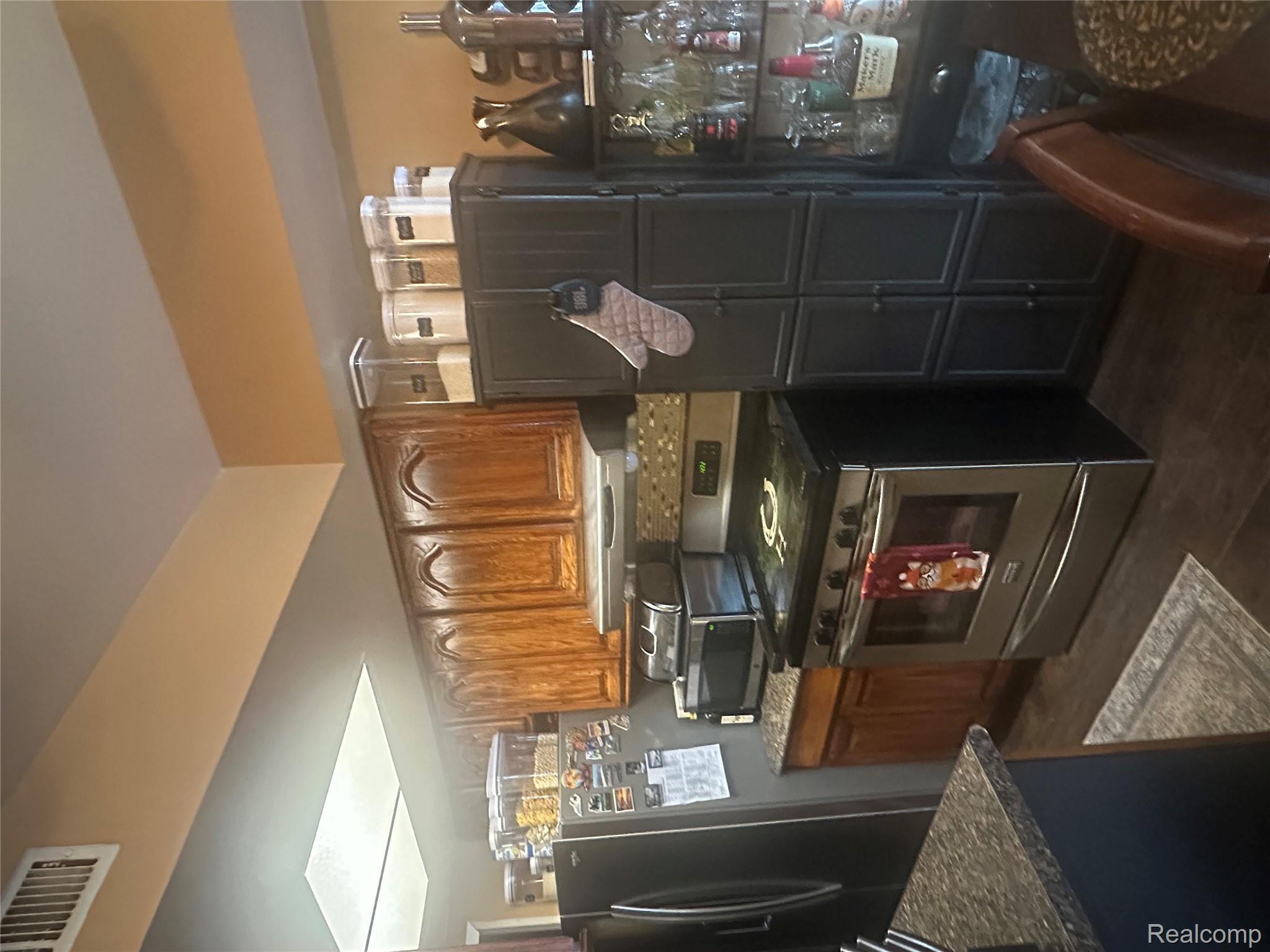 Taylor City, Michigan 48180, United States, 2 Bedrooms Bedrooms, ,2 BathroomsBathrooms,Residential,Active,234797