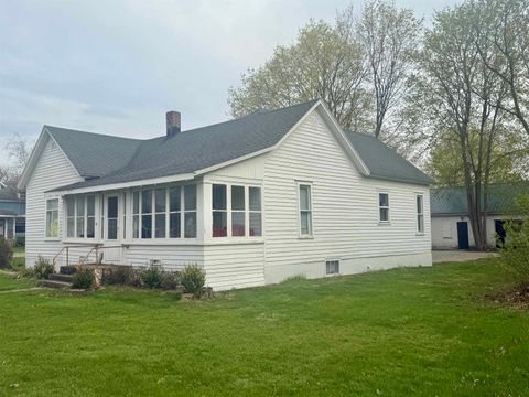6694 E Main Street Cass City Village Tuscola MI 48726