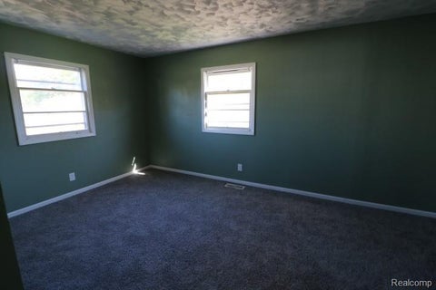 Tiny photo for 624 S 24th Street, Buena Vista Charter Township, MI 48601 (MLS # 20261084760)