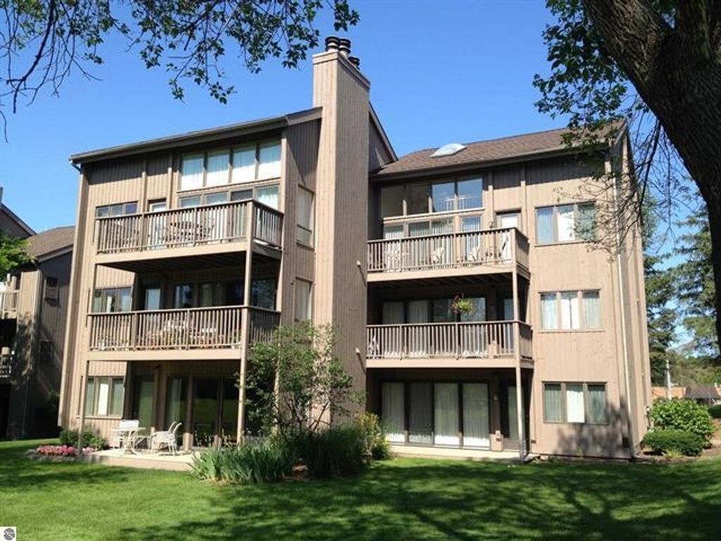listing image 0