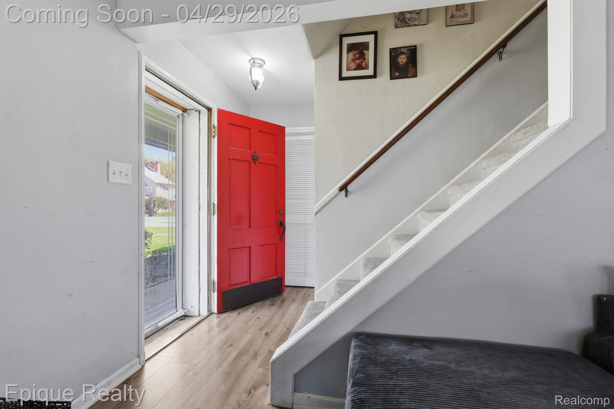 7441 Honeysuckle Road