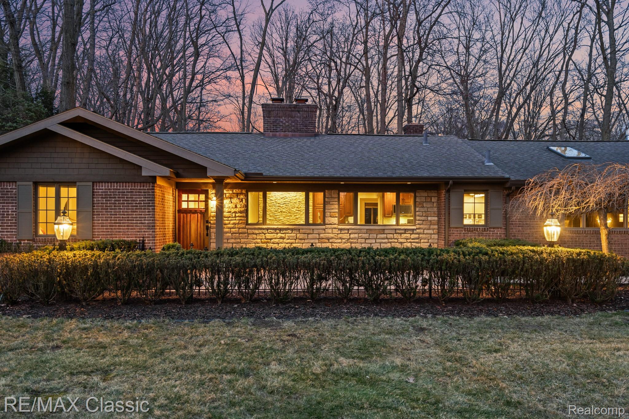 16800 Bell Creek Lane