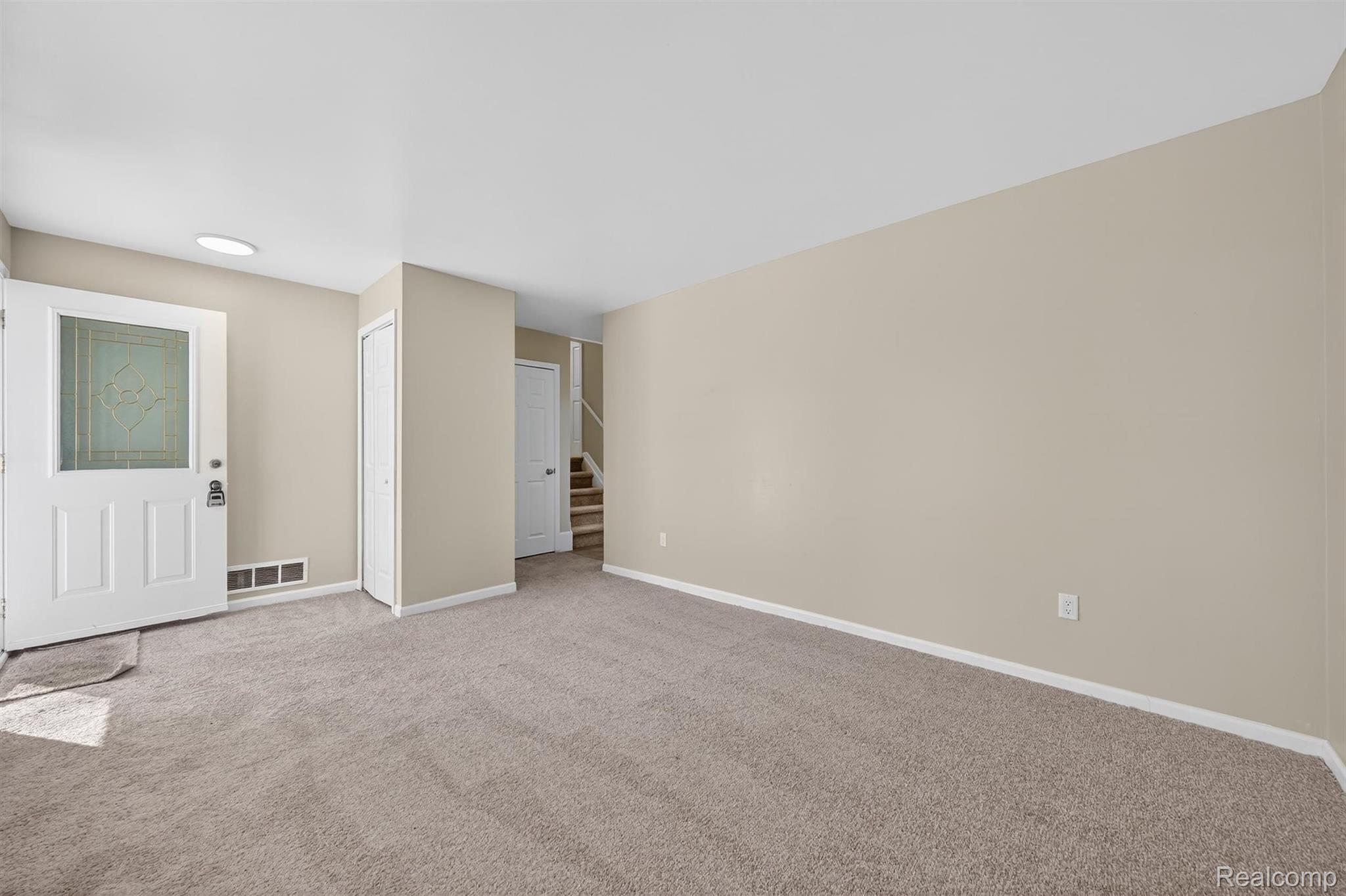 15654 Isabelle Street