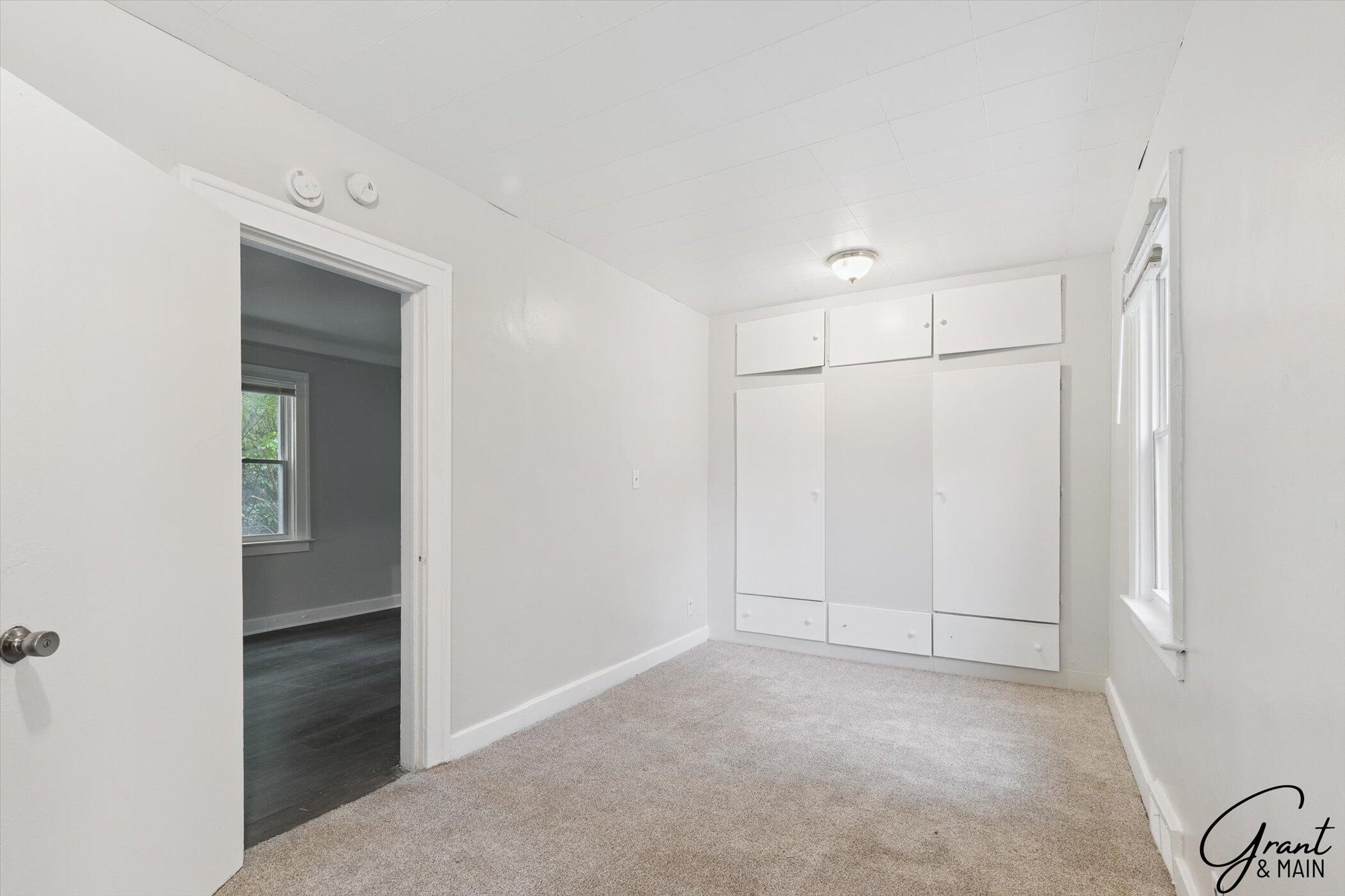 4082 Hereford Street