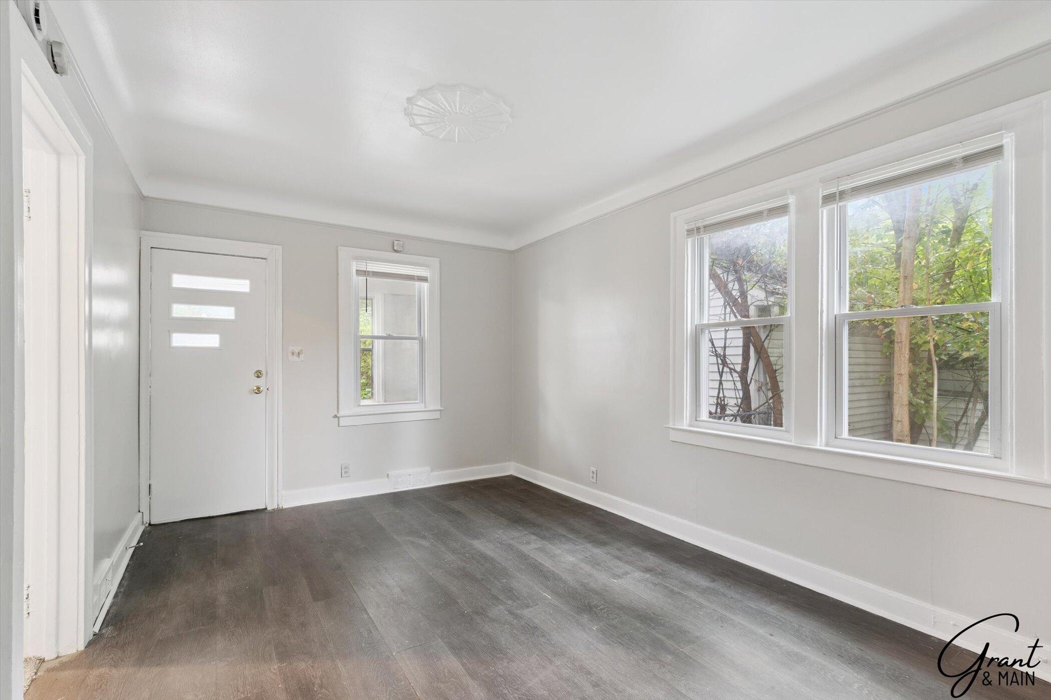 4082 Hereford Street