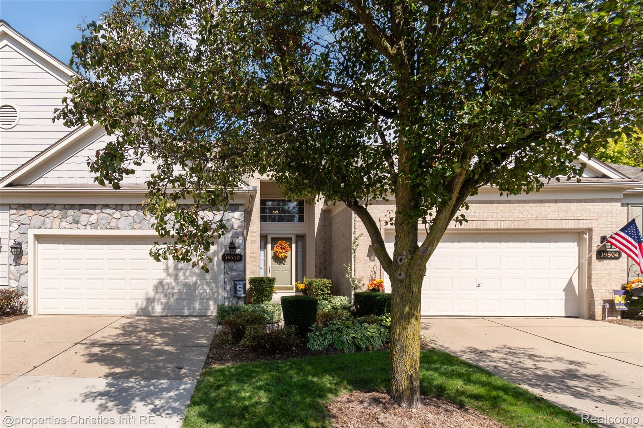 39510 Edgewater Drive 100