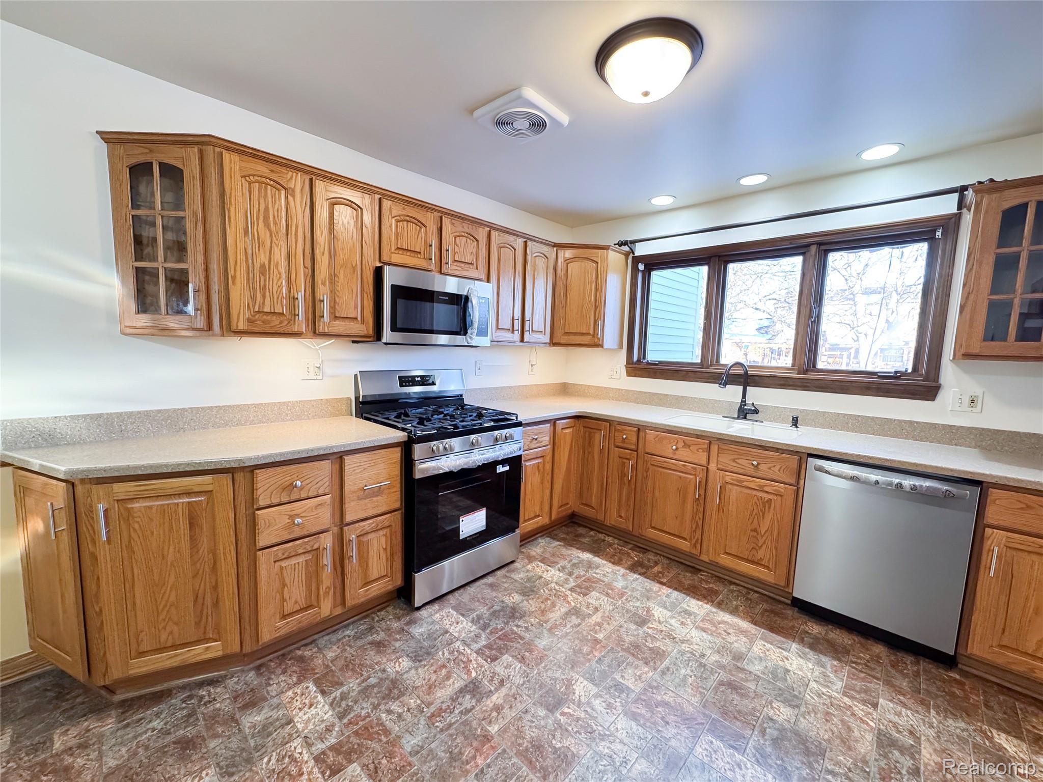 1680 Manton Boulevard