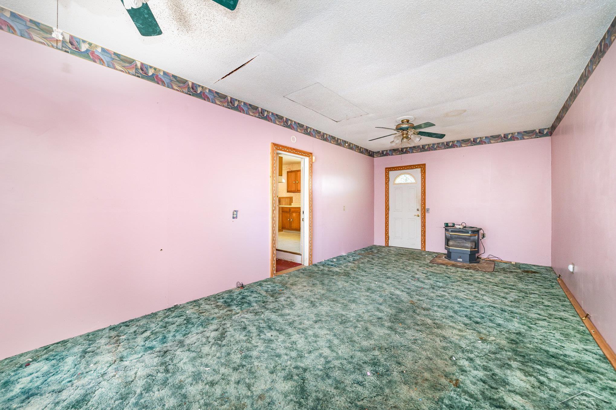 Saginaw City, Michigan 48601, United States, 3 Bedrooms Bedrooms, ,1 BathroomBathrooms,Residential,Pending,196900