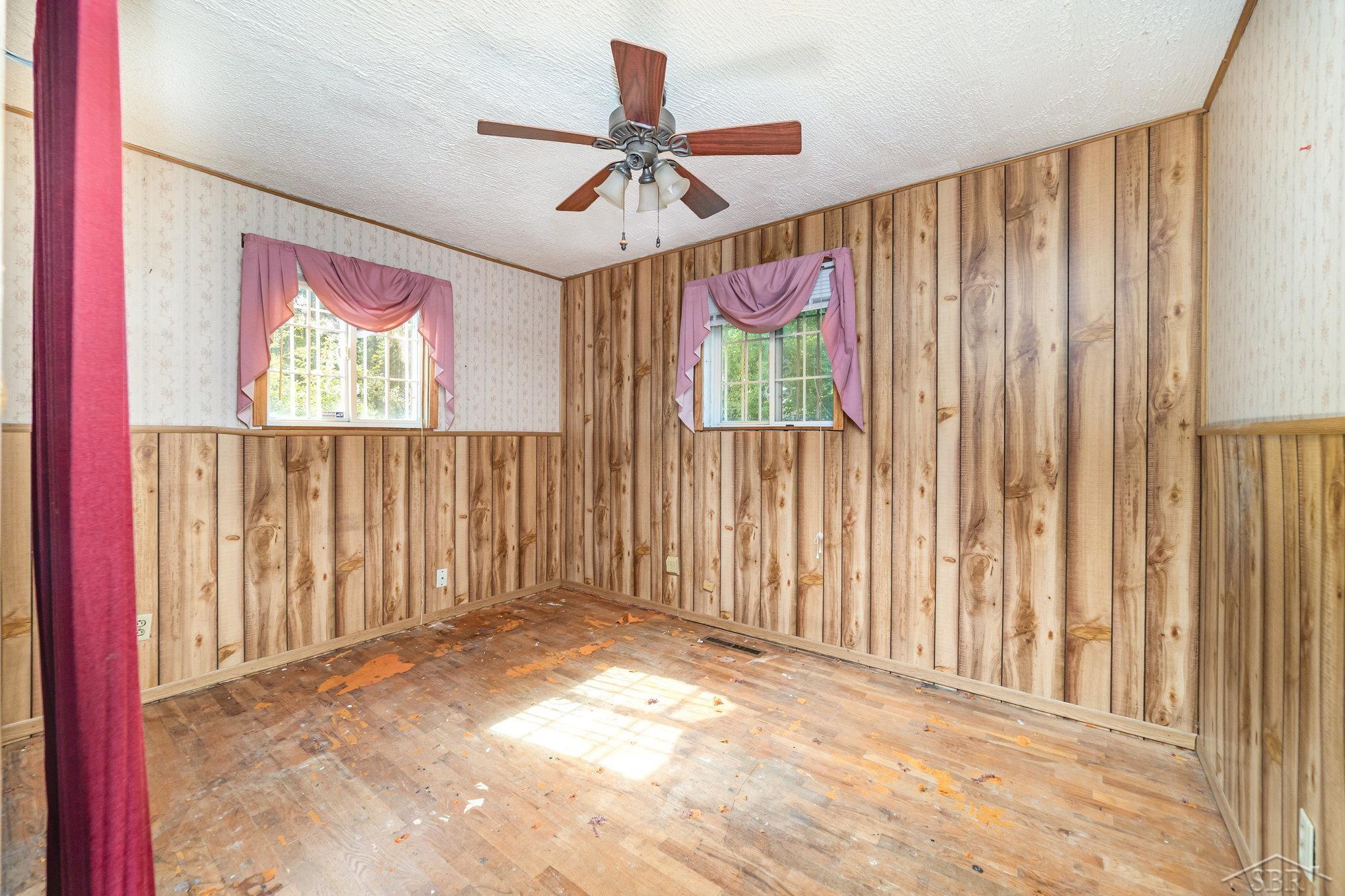 Saginaw City, Michigan 48601, United States, 3 Bedrooms Bedrooms, ,1 BathroomBathrooms,Residential,Pending,196900