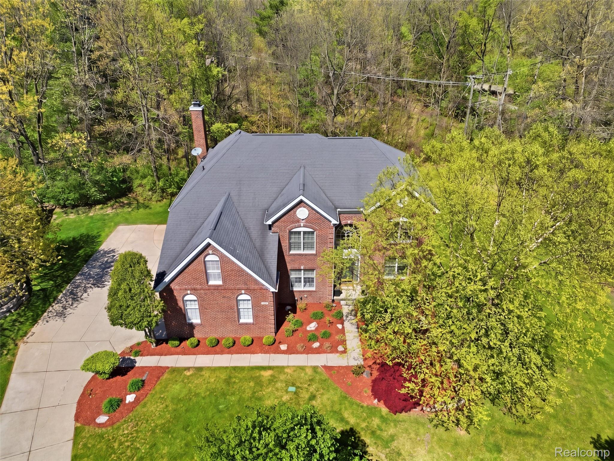 5318 Glenwood Creek