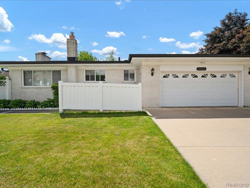 8382 Fairfax Drive