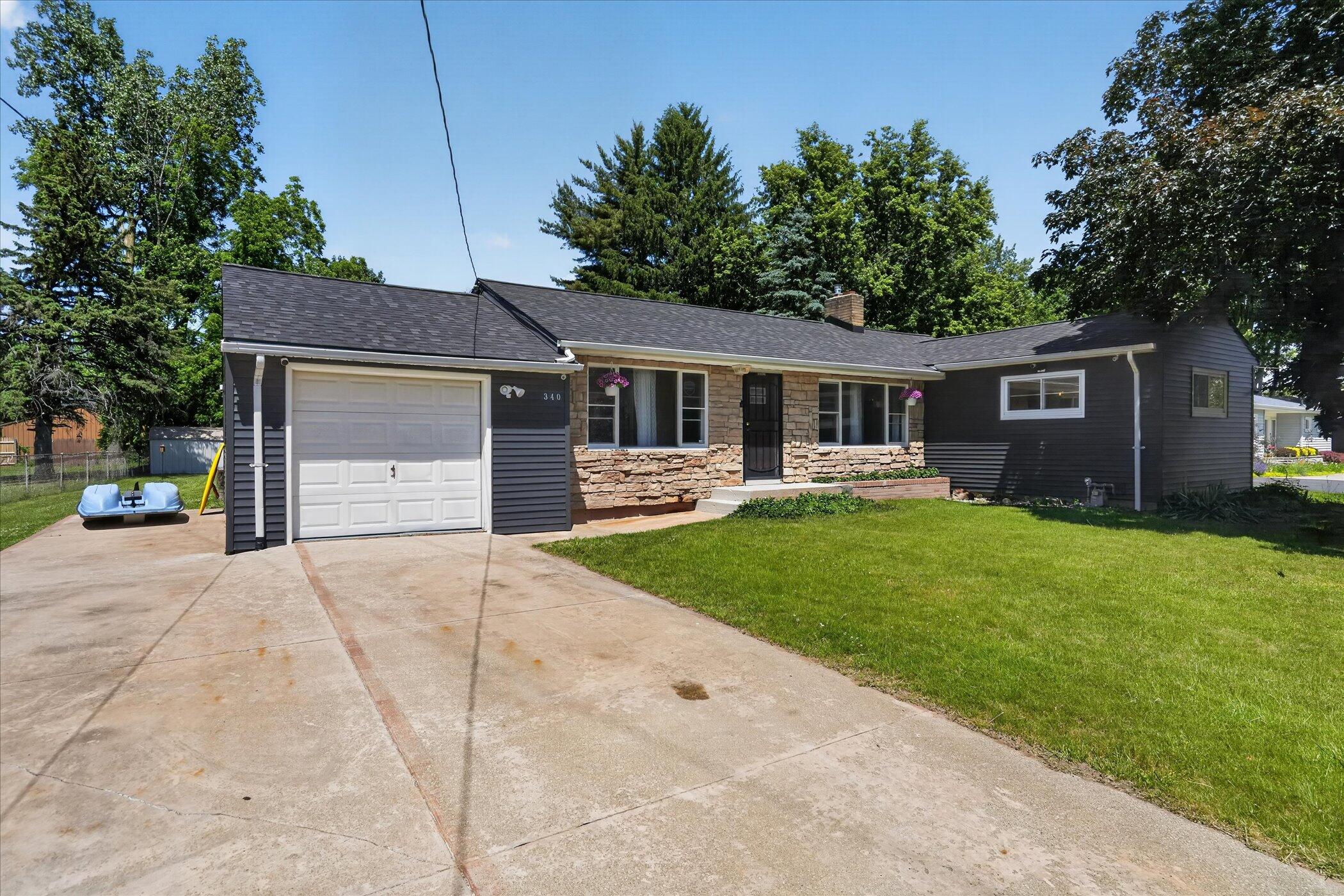 340 Lakeshore Drive