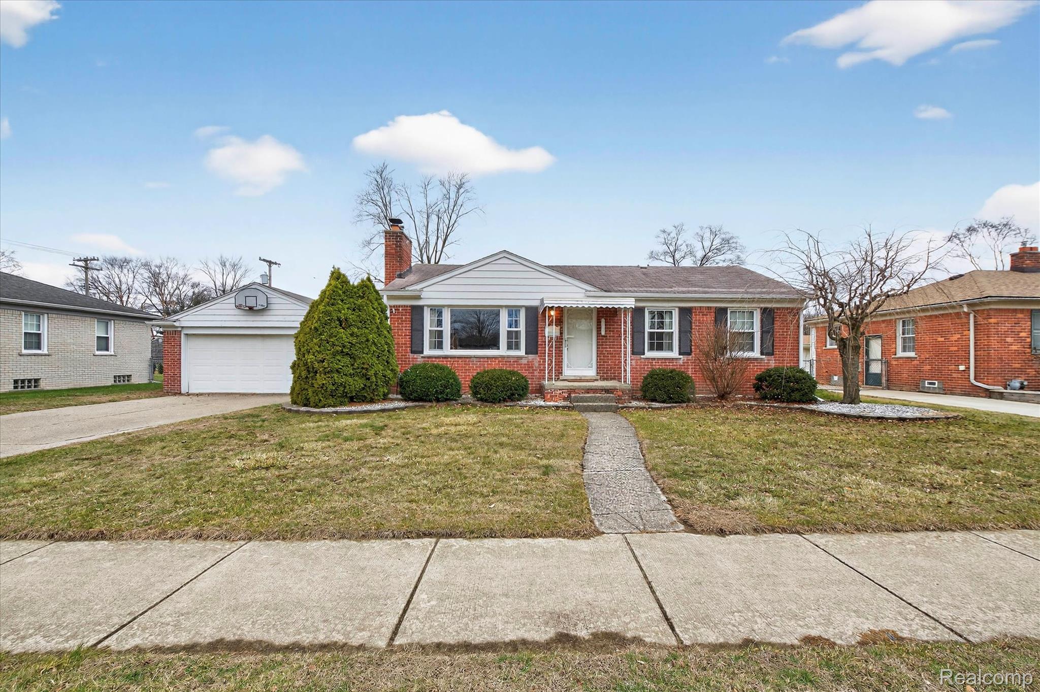 9619 Mayfield Street