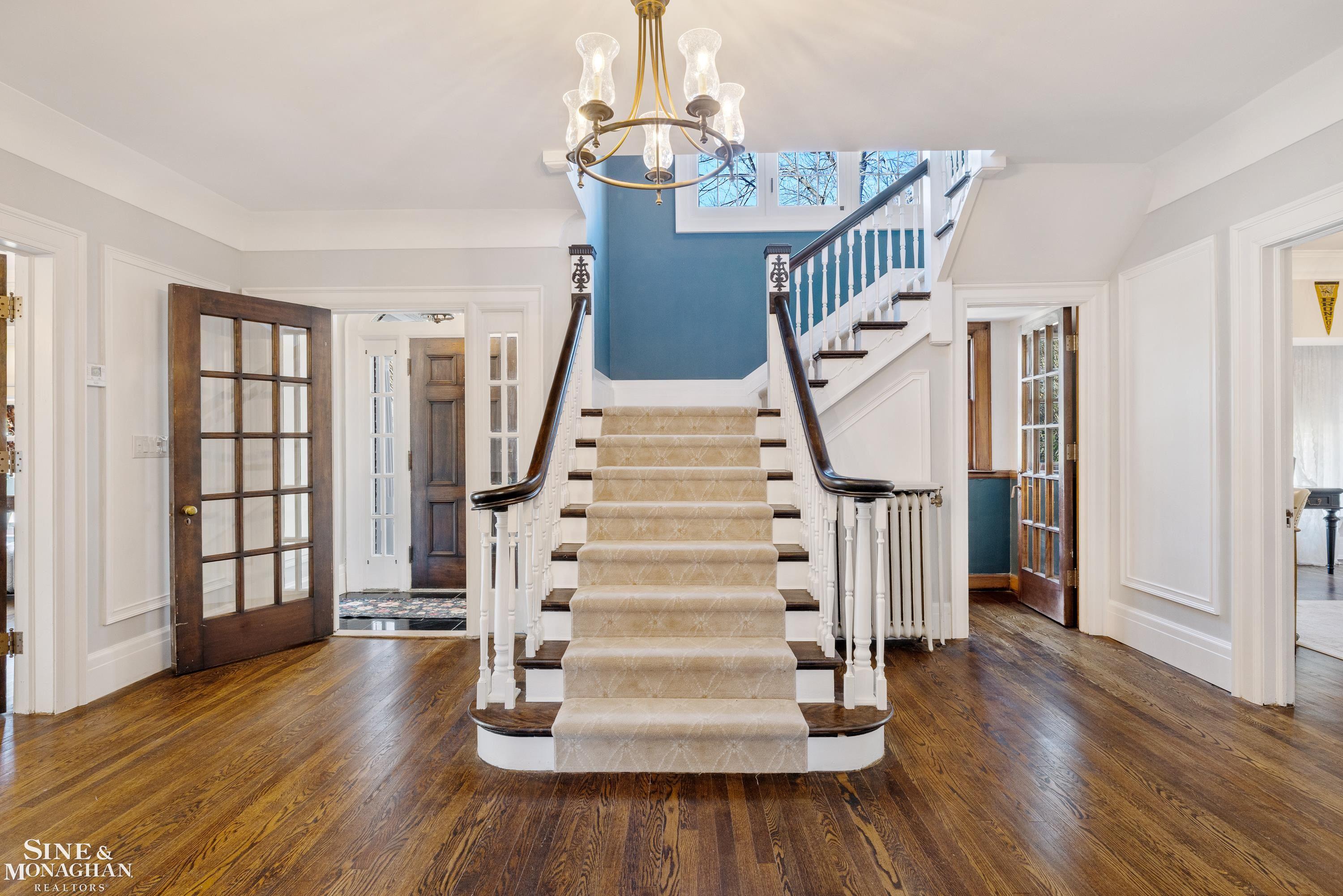 334 University Place