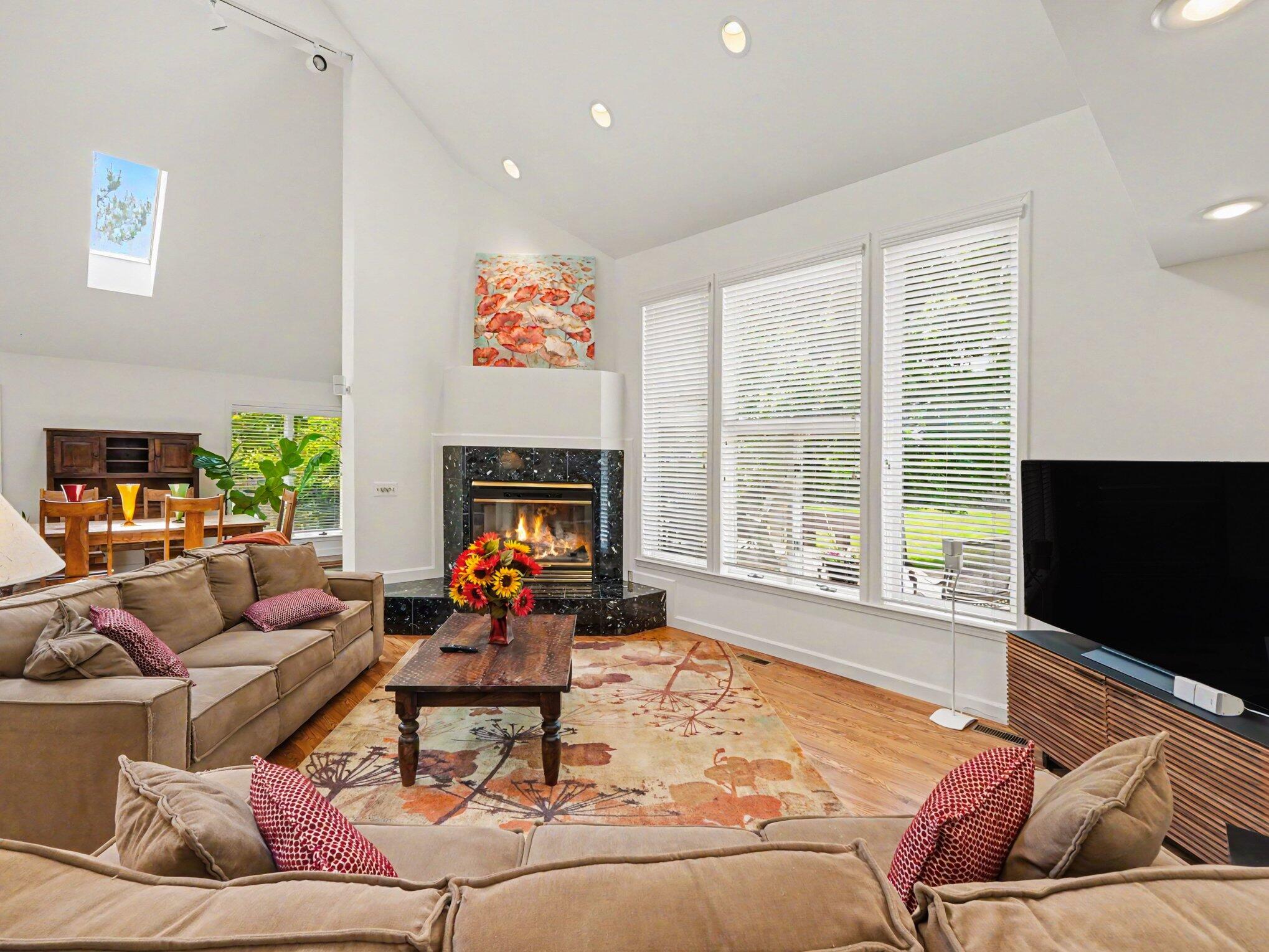 8698 Warner Road