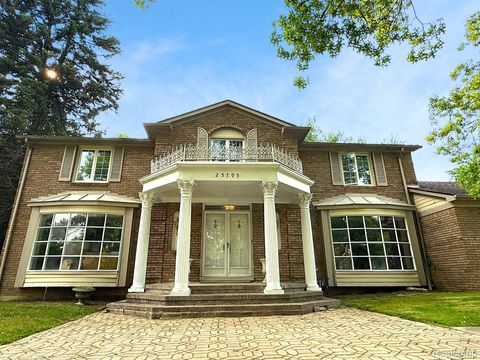 Photo for 25795 Livingston Circle
