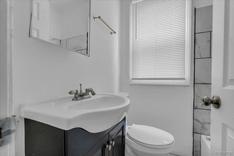 Tiny photo for 14025 Ohio Street, Detroit City, MI 48238 (MLS # 20261085237)