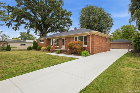 Tiny photo for 6326 Lathers Street, Garden City, MI 48135 (MLS # 20261083060)