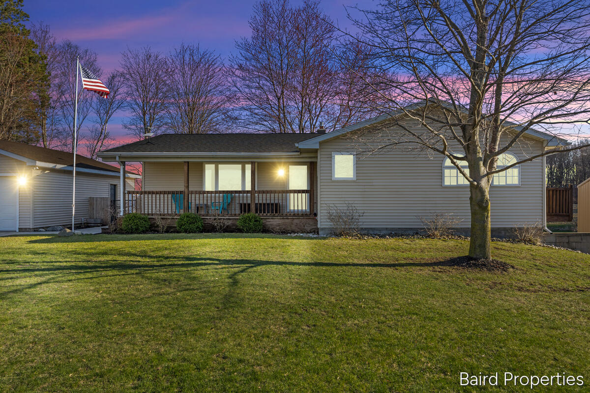 1963 W Monroe Road