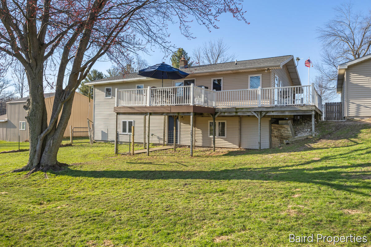 1963 W Monroe Road