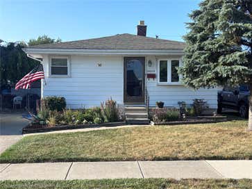 22829 Arcadia Street St Clair Shores City MI 48082