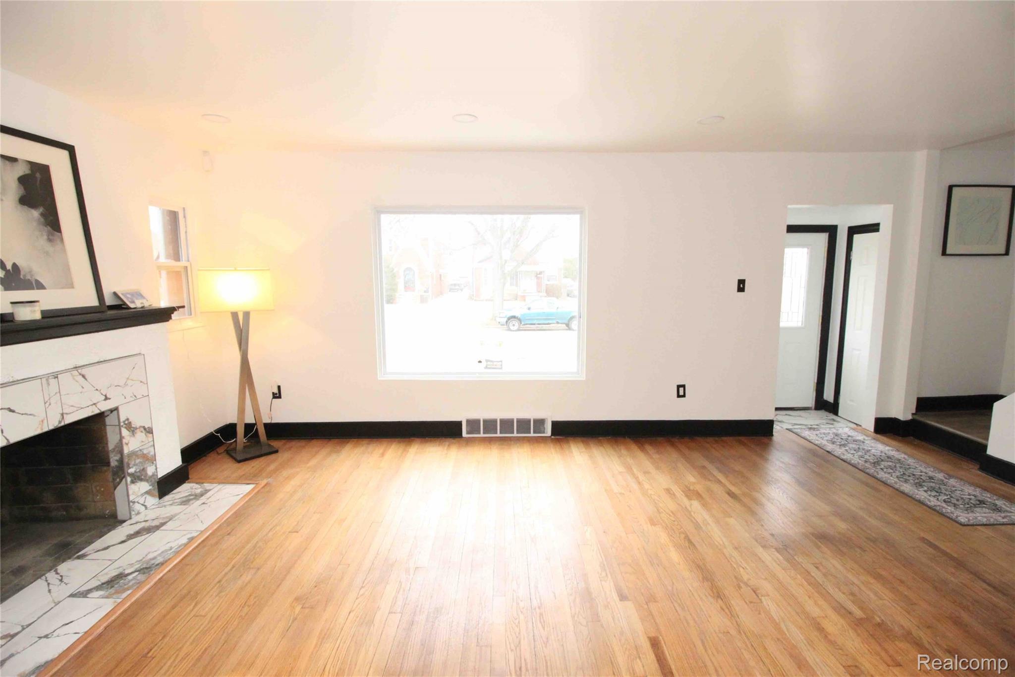 14825 Prevost Street