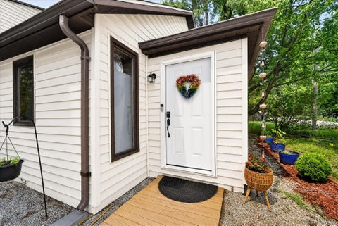 Tiny photo for 6089 Hardy Avenue, Meridian Charter Township, MI 48823 (MLS # 20261069296)