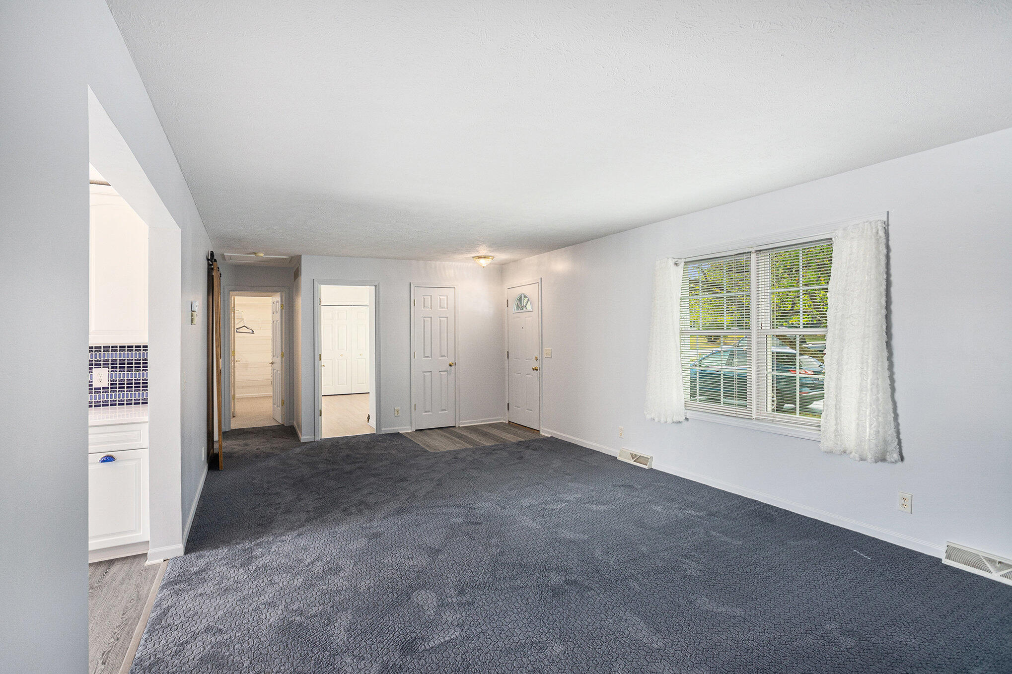 1000 W Villas Drive